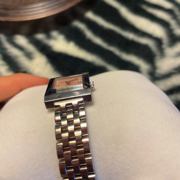 Gucci watch womens - Picture 3 of 8